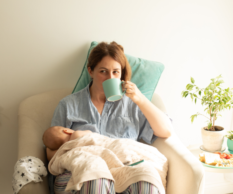Can I Drink Chai Latte While Breastfeeding?